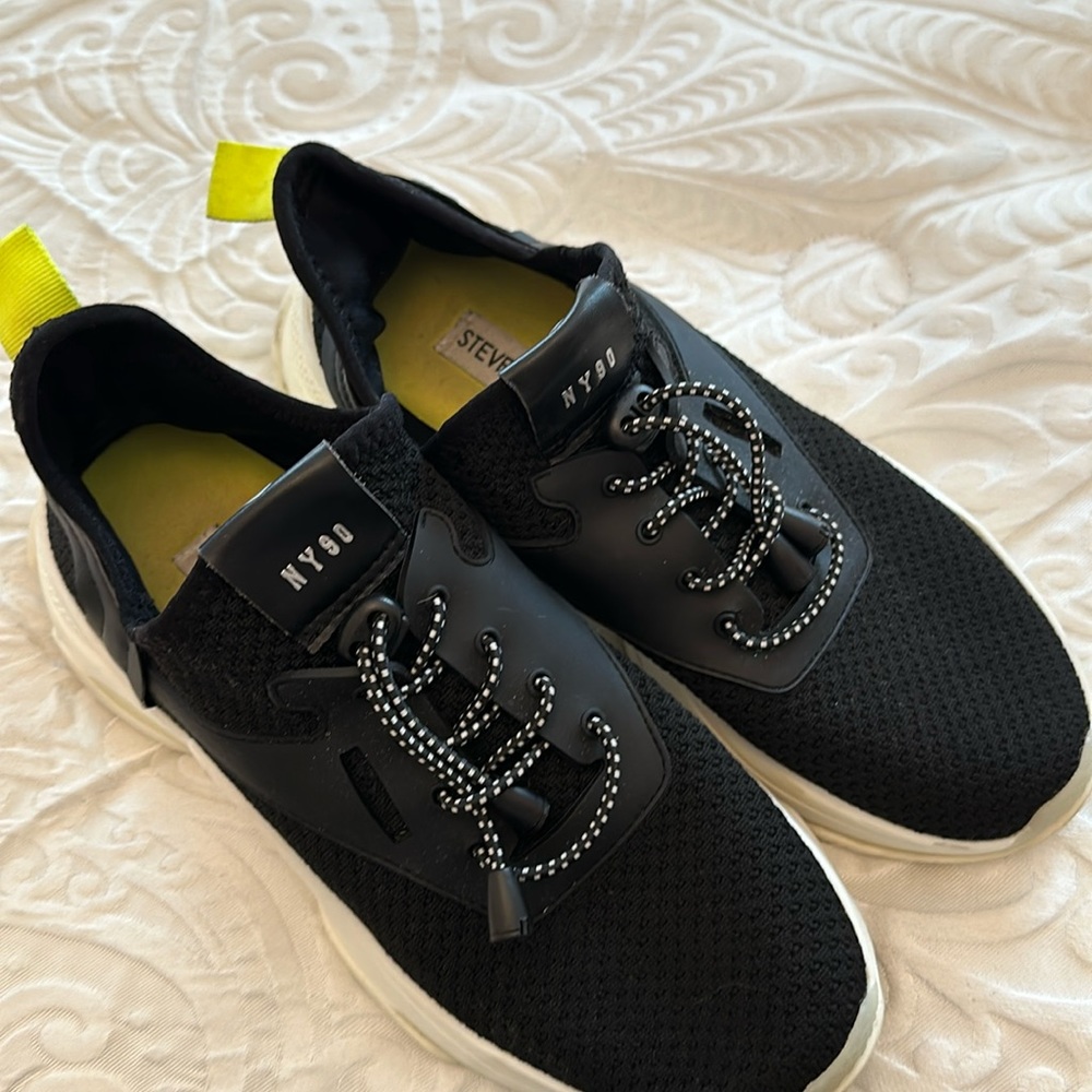 Like new NY 90 sneakers
